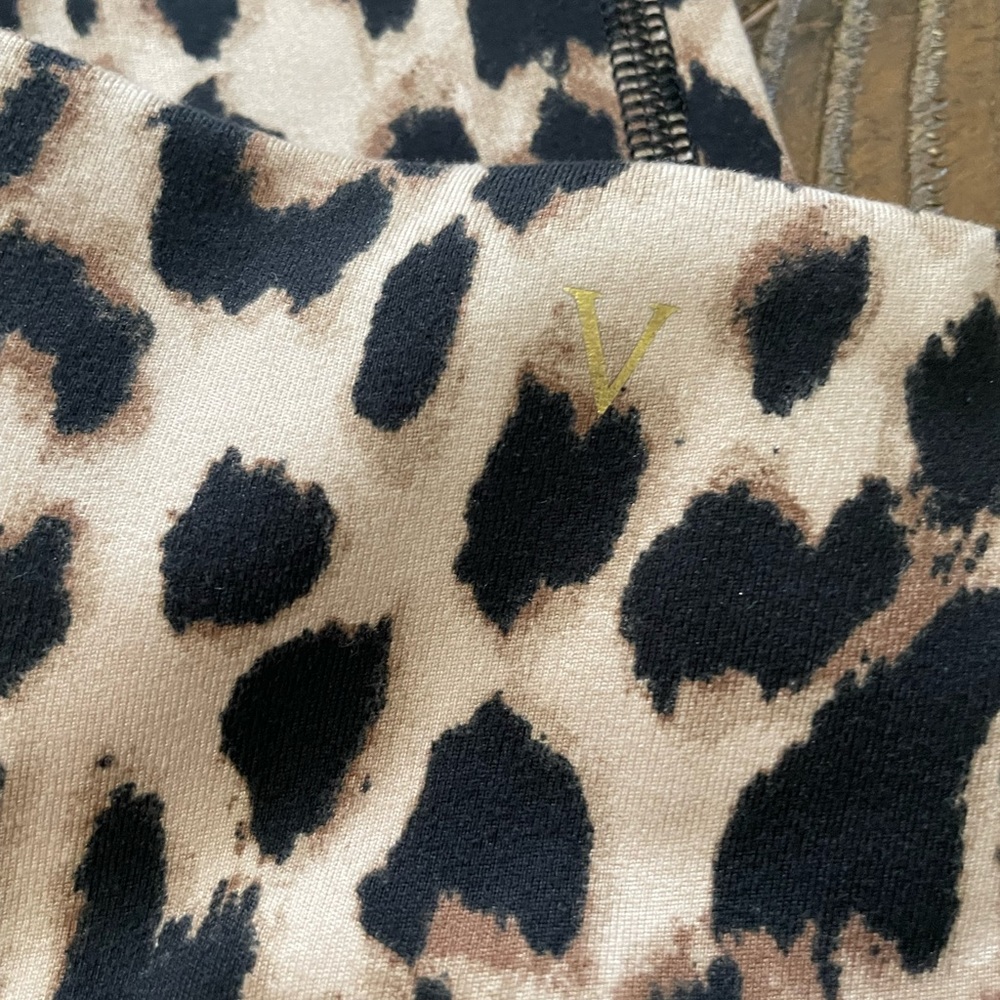 Victoria Secret Animal‎ Print Leggings Size Small - Picture 4 of 6